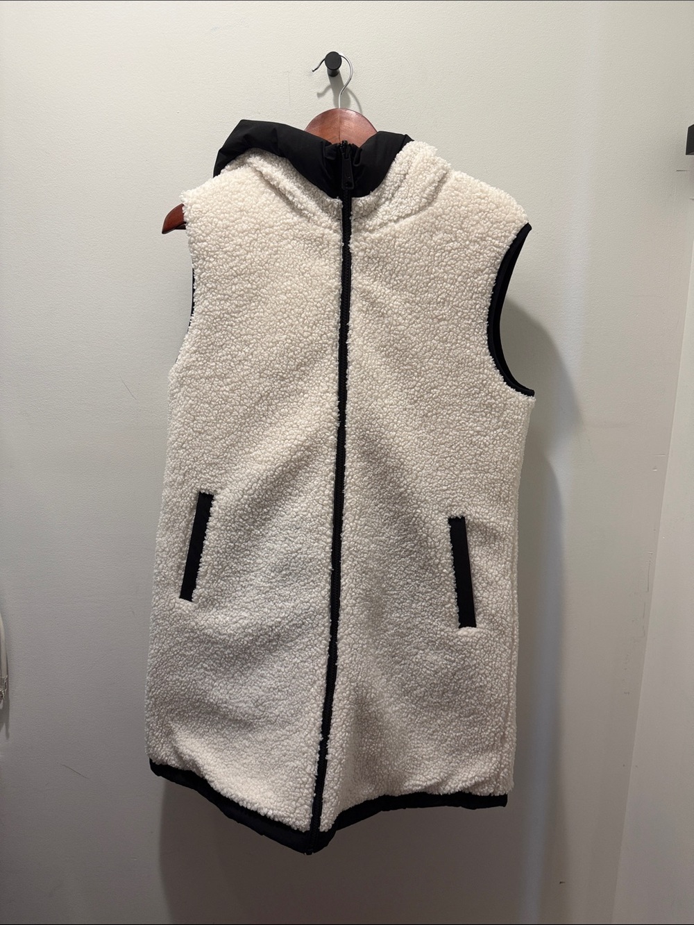 Koolaburra by UGG reversible vest